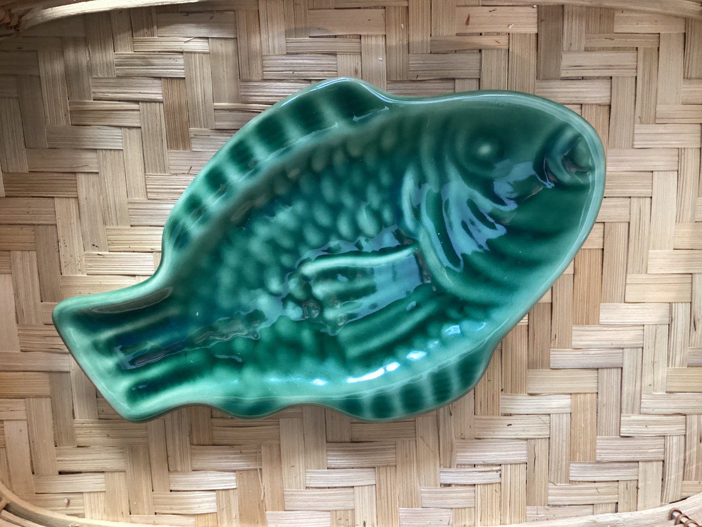 Stoneware Fish Shaped Dish