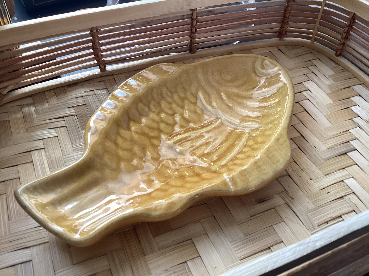 Stoneware Fish Shaped Dish