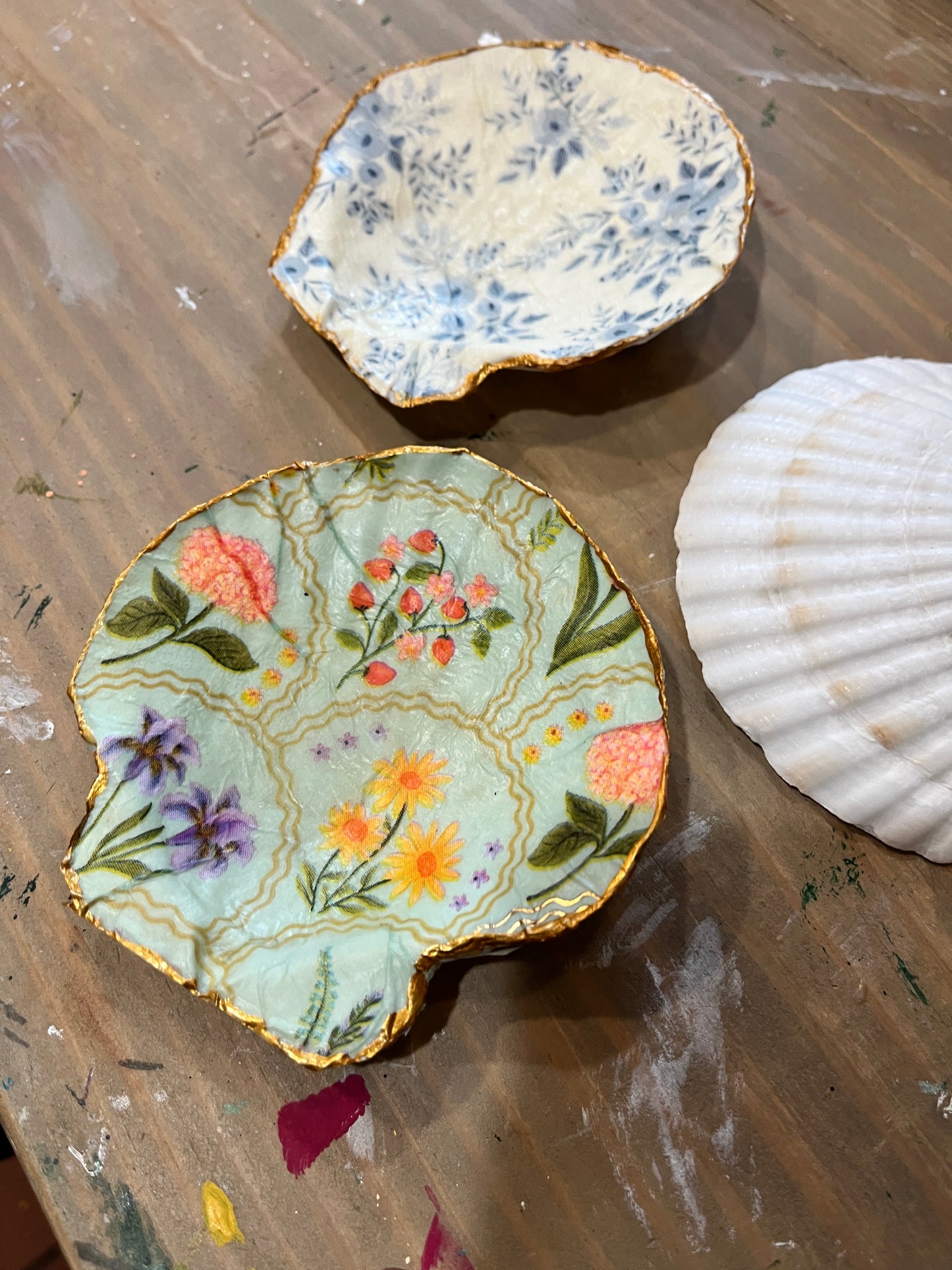 JRDC Creative Studio Box- Decoupaged Napkin Seashells Dishes