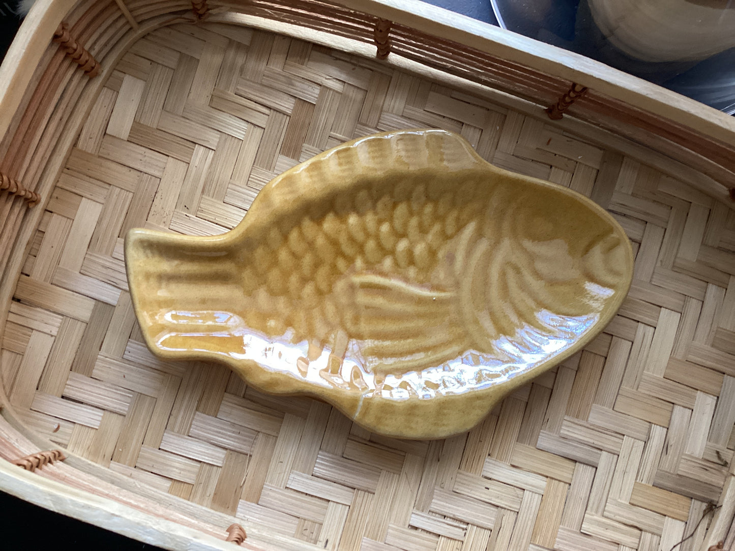 Stoneware Fish Shaped Dish